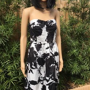 THE LIMITED BLACK & WHITE ABSTRACT DRESS 6